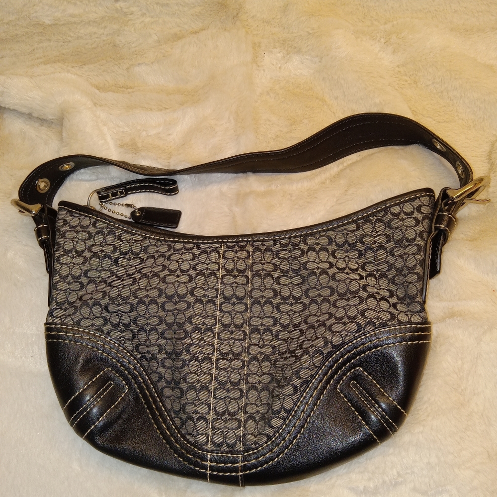 Vintage Coach Jacquard Hobo bag